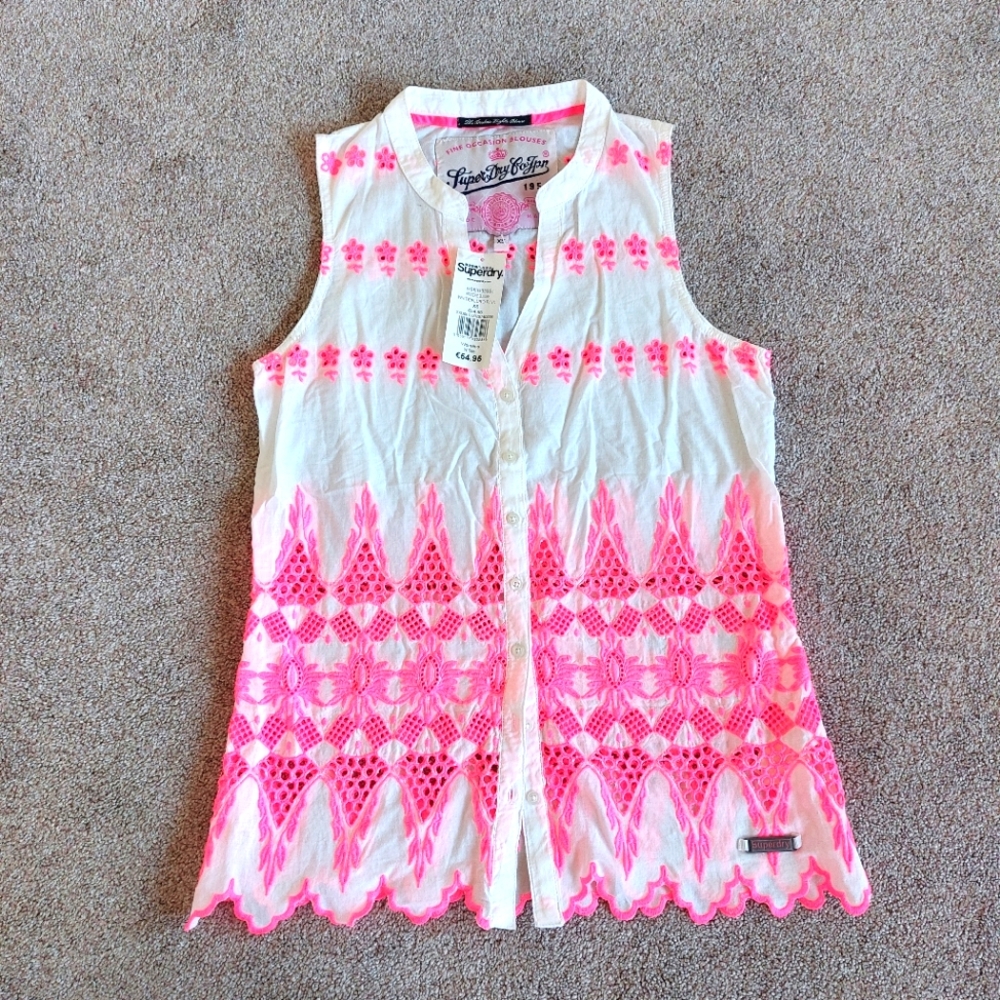 Brand New women's sleeveless top size XS